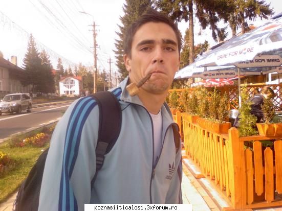 Discutzii - Sincer nu mi-e greu sa-mi bag p***-n el de forum - Barfe&Discutzii